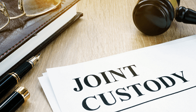 Joint custody agreement with gavel 